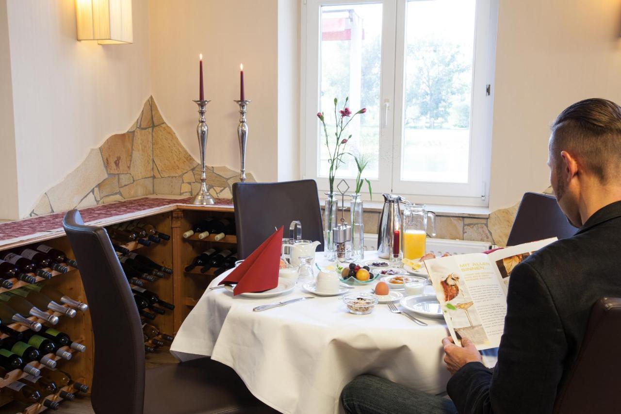 Hotel & Restaurant Gasthaus Zum Anker Elster Bagian luar foto
